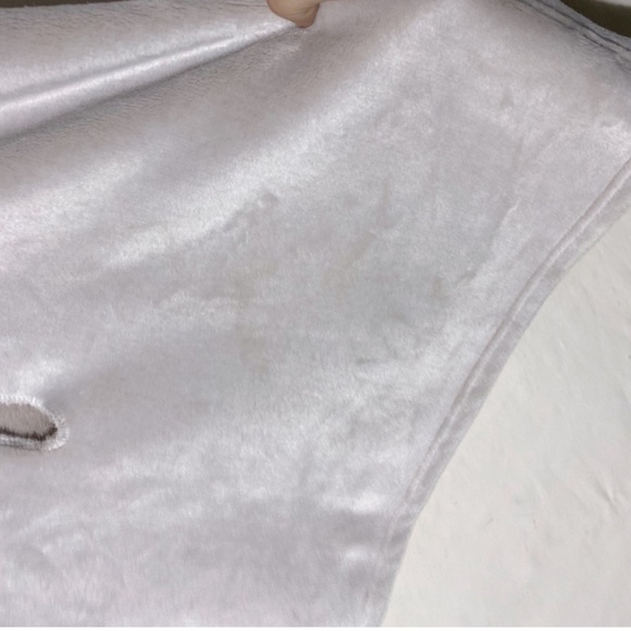 5/$25 La Vie En Rose Super Light Pink Faux Sherpa Cape Scarf Wrap - Picture 15 of 16